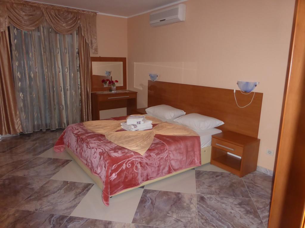 Apartments Mara Будва Екстериор снимка
