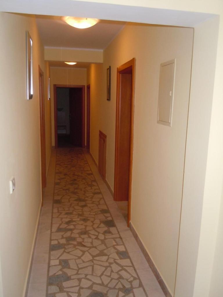 Apartments Mara Будва Екстериор снимка