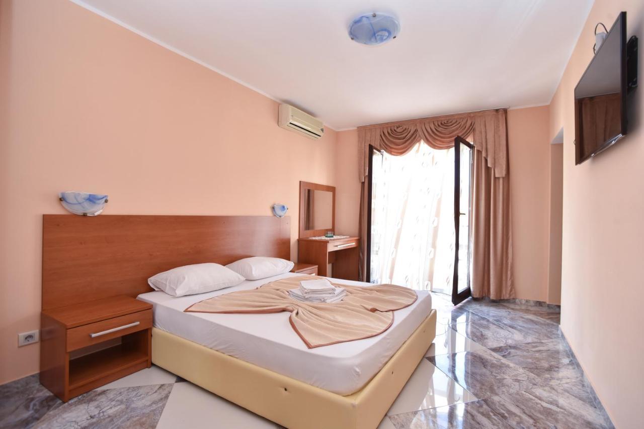 Apartments Mara Будва Екстериор снимка